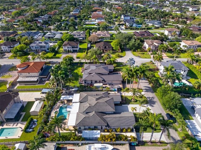 19533 SW 130th Ave, Miami, FL 33177