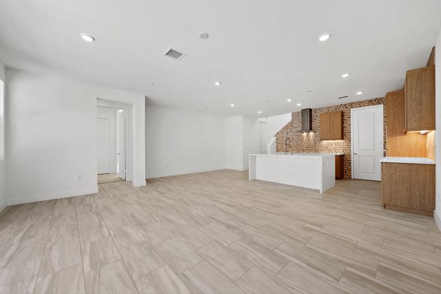 2664 Lavender Lane, Palm Springs, CA 92264