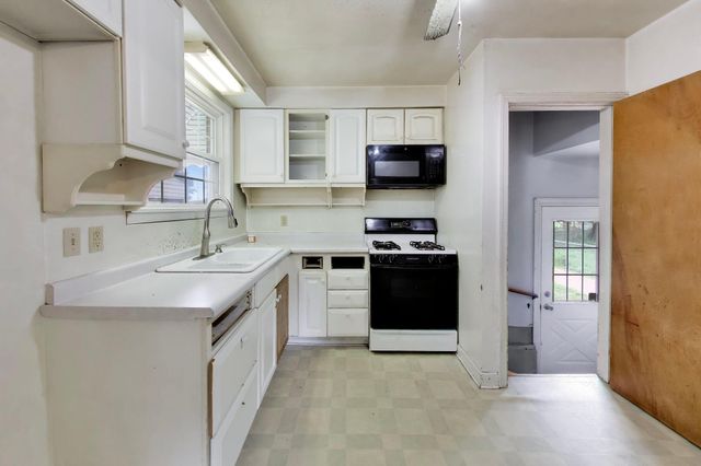 1315 Hoffman Street, Hammond, IN 46327