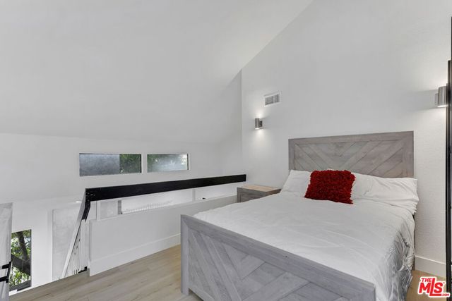 8221 Langdon Avenue 208, Van Nuys, CA 91406