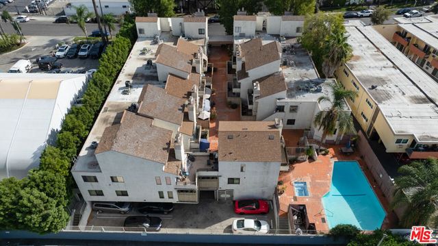 8221 Langdon Avenue 208, Van Nuys, CA 91406