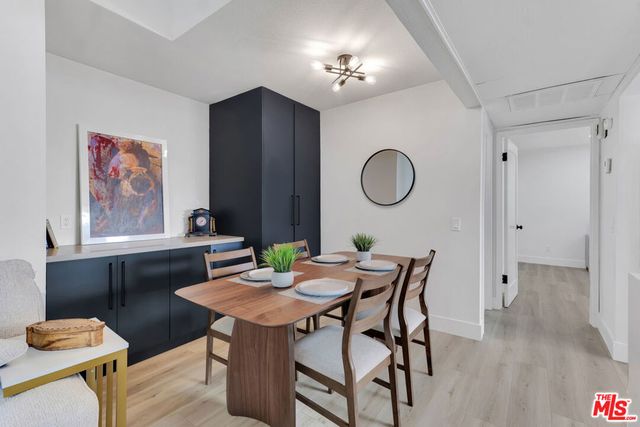 8221 Langdon Avenue 208, Van Nuys, CA 91406