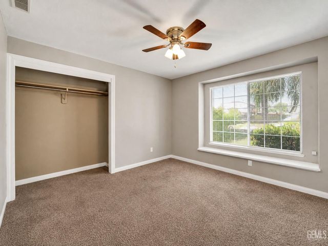 3104 Holbrook Street, Bakersfield, CA 93312