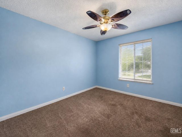 3104 Holbrook Street, Bakersfield, CA 93312