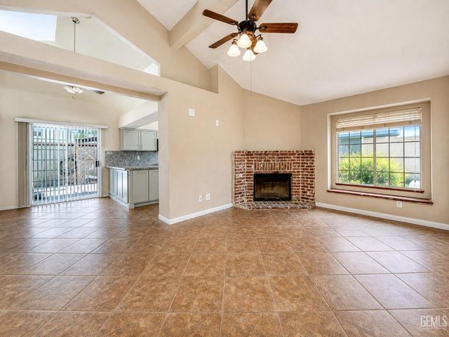 3104 Holbrook Street, Bakersfield, CA 93312