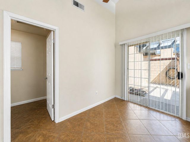 3104 Holbrook Street, Bakersfield, CA 93312