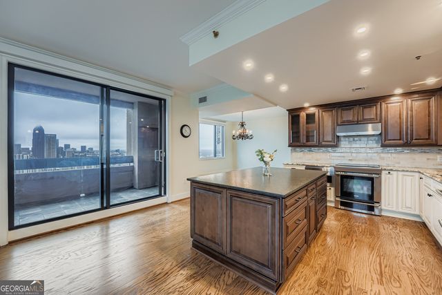 75 14th Street NE 4160, Atlanta, GA 30309