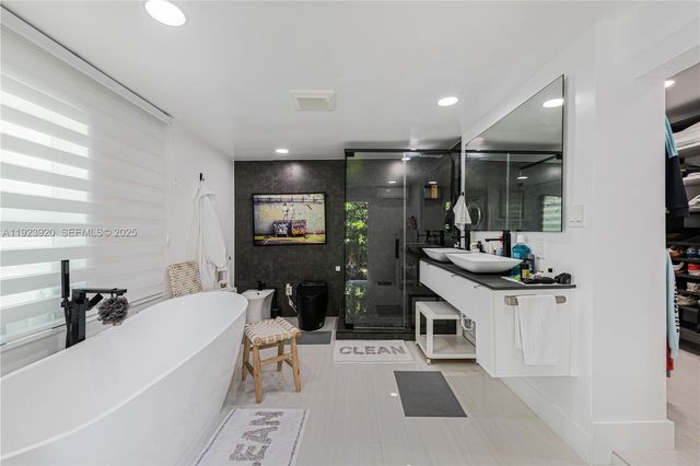 7235 SW 39th, Miami, FL 33155