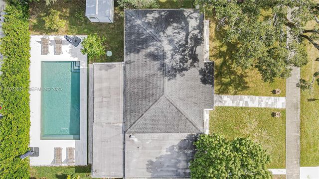 7235 SW 39th, Miami, FL 33155