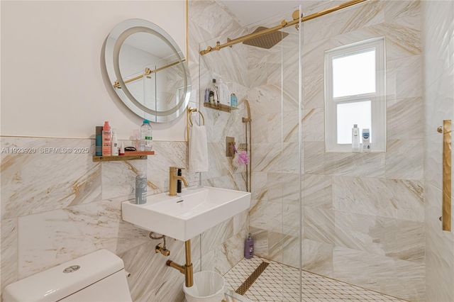 7235 SW 39th, Miami, FL 33155