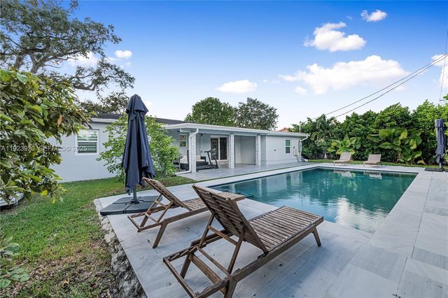 7235 SW 39th, Miami, FL 33155