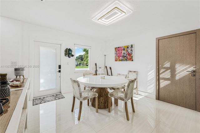 7235 SW 39th, Miami, FL 33155