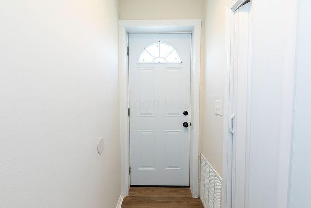 823 Bassett Avenue, Columbus, OH 43219