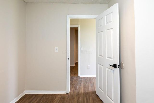 823 Bassett Avenue, Columbus, OH 43219