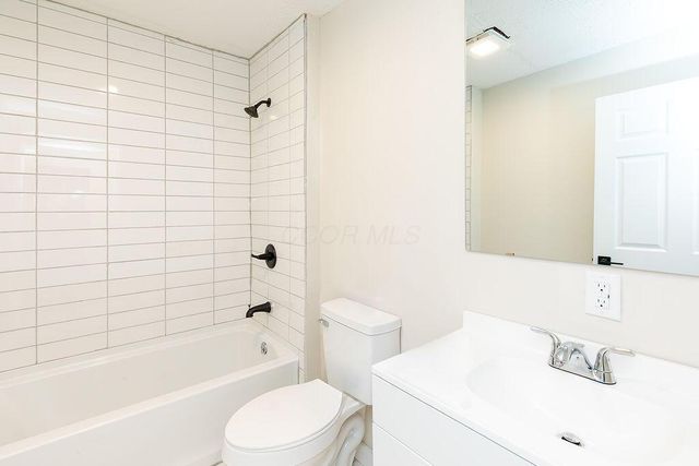 823 Bassett Avenue, Columbus, OH 43219