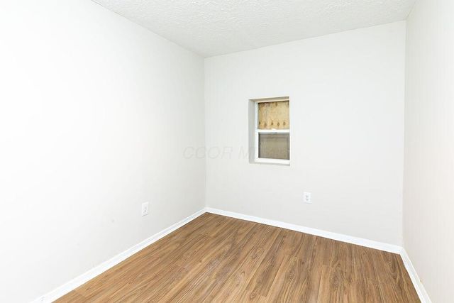 823 Bassett Avenue, Columbus, OH 43219