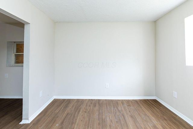 823 Bassett Avenue, Columbus, OH 43219