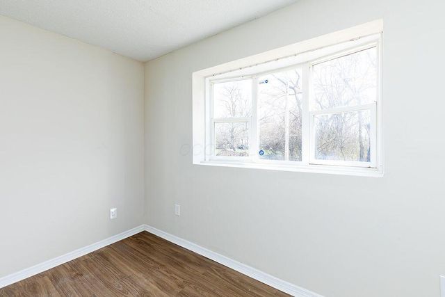 823 Bassett Avenue, Columbus, OH 43219