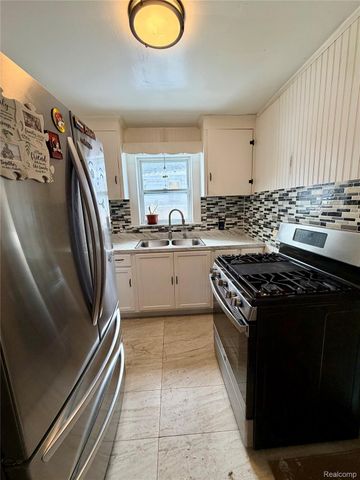 1310 Alvord Avenue, Flint, MI 48507