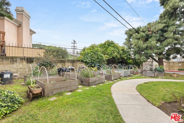 5827 Bowcroft Street 2, Los Angeles, CA 90016