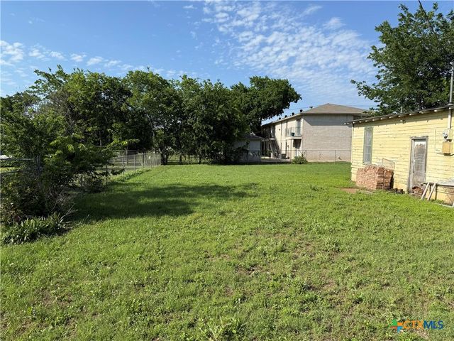 1403 S Wall Street, Belton, TX 76513