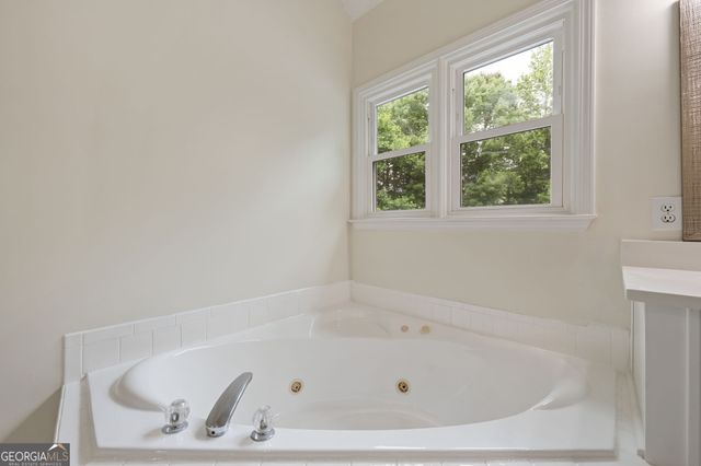 262 Barrington Farms Parkway, Sharpsburg, GA 30277
