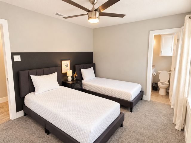 235 W Woodin Boulevard, Dallas, TX 75224