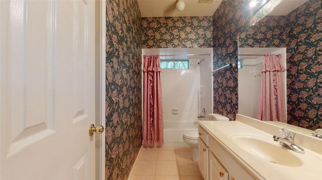 17319 Jackson Pines Drive, Houston, TX 77090