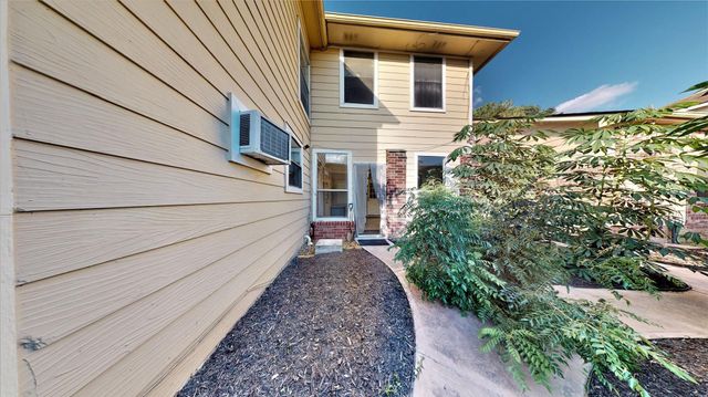 17319 Jackson Pines Drive, Houston, TX 77090