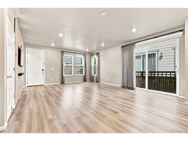 18292 E Kansas Pl, Aurora, CO 80017