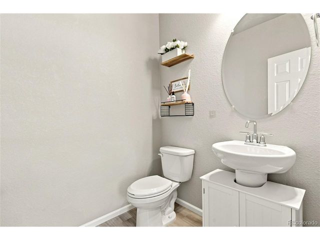 18292 E Kansas Pl, Aurora, CO 80017
