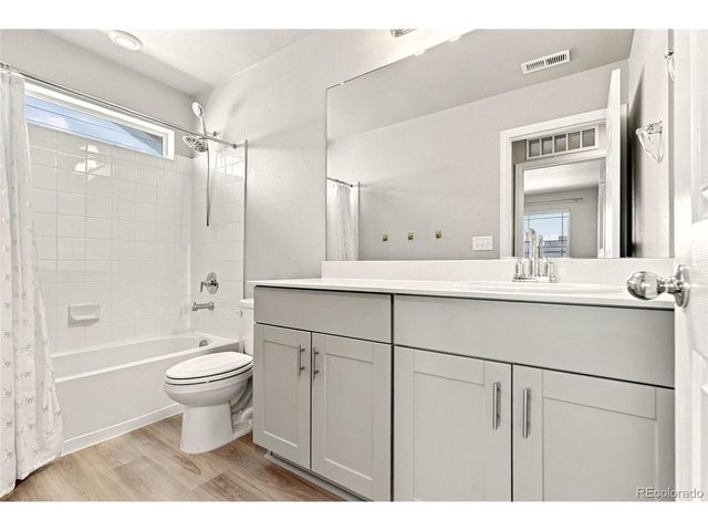 18292 E Kansas Pl, Aurora, CO 80017