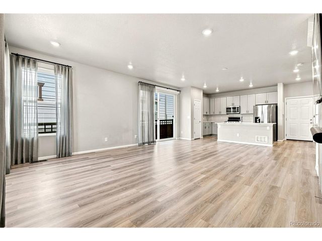 18292 E Kansas Pl, Aurora, CO 80017