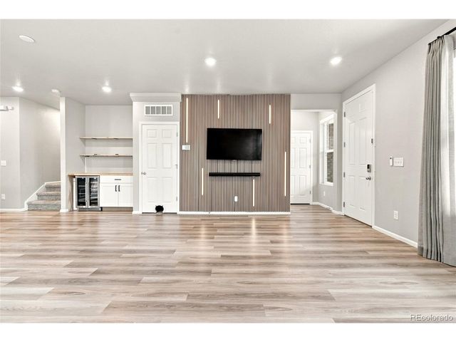 18292 E Kansas Pl, Aurora, CO 80017
