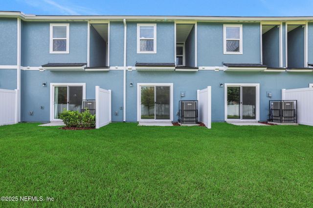 710 SAILOR GROVE Lane, Jacksonville, FL 32221