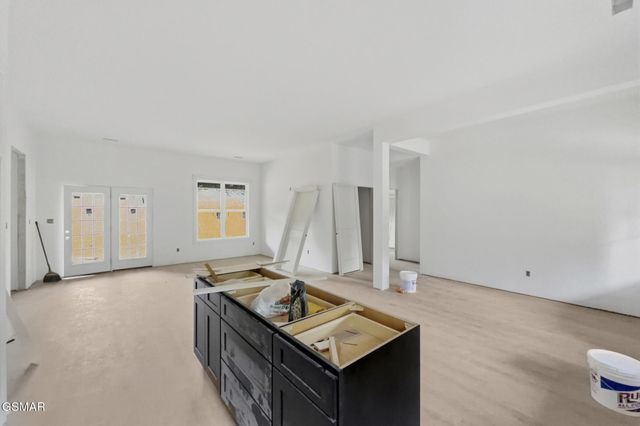 136 Cove Springs Drive, Dandridge, TN 37725
