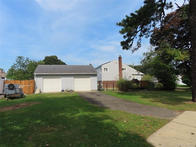 1442 Baldwin Boulevard, Bay Shore, NY 11706