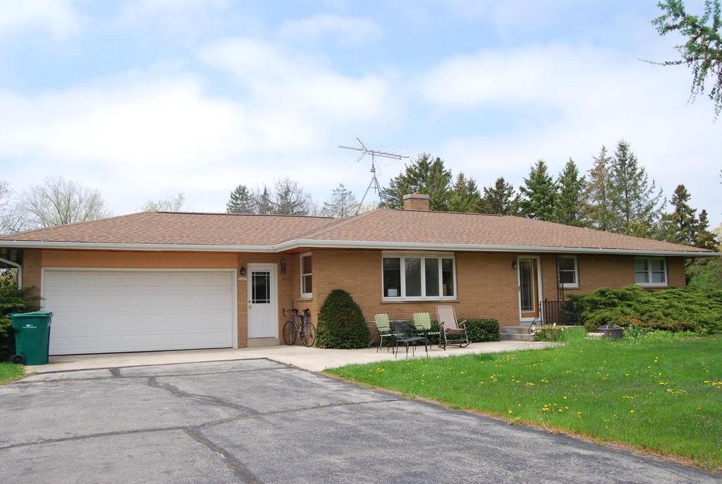 3207 County Road W, Port Washington, WI 53074