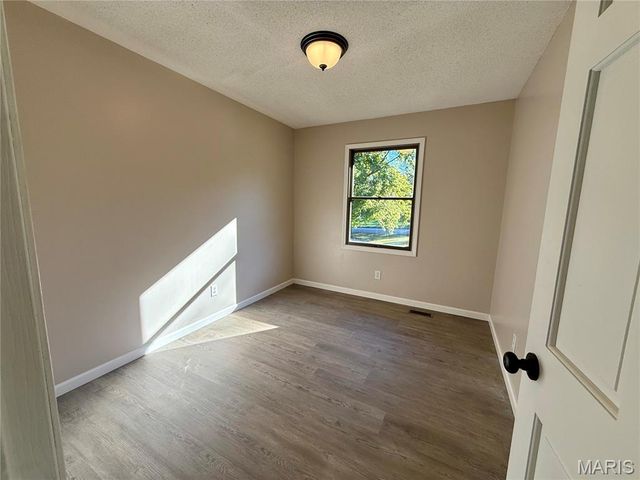 1927 Owens Avenue, Hannibal, MO 63401