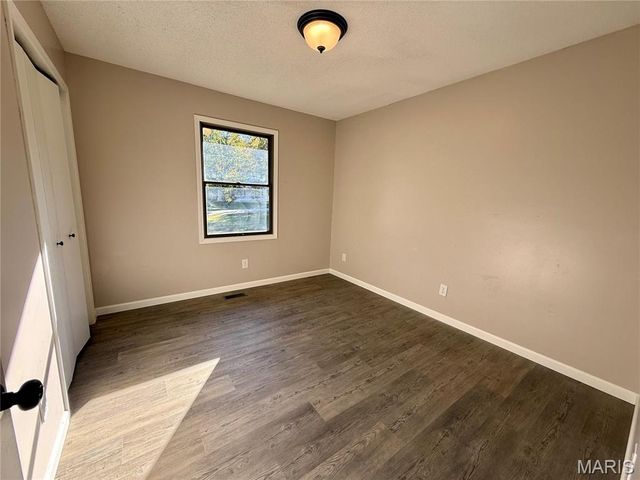 1927 Owens Avenue, Hannibal, MO 63401