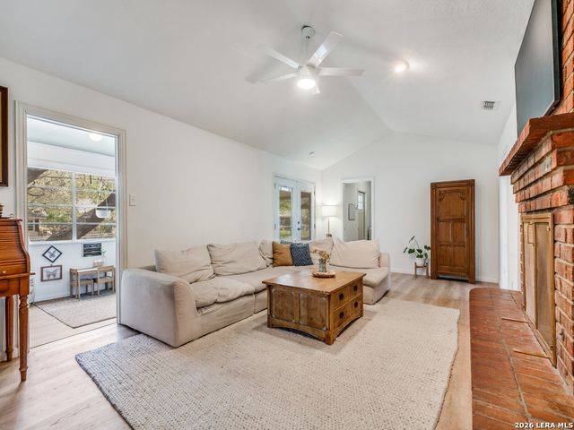 6002 Forest Bend, San Antonio, TX 78240