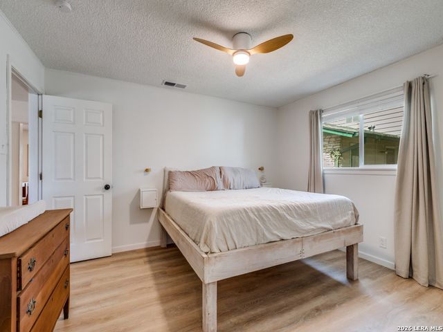 6002 Forest Bend, San Antonio, TX 78240