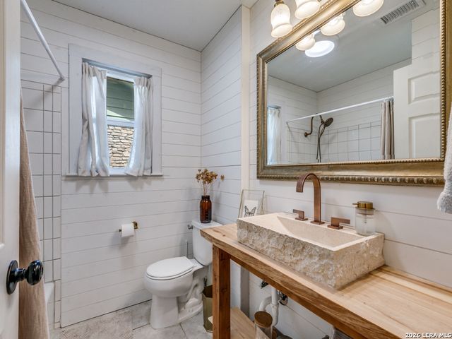 6002 Forest Bend, San Antonio, TX 78240