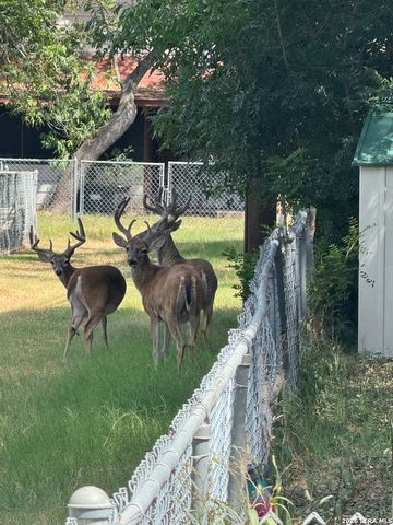 6002 Forest Bend, San Antonio, TX 78240