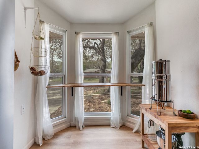 6002 Forest Bend, San Antonio, TX 78240