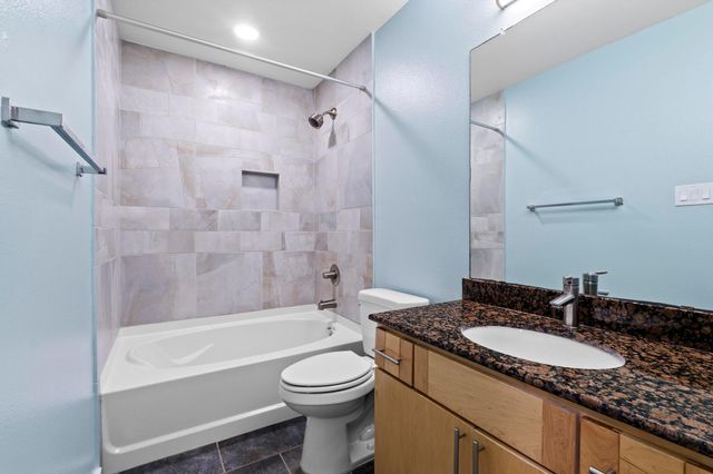 503 Swanee DR 19, Austin, TX 78752