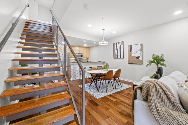 503 Swanee DR 19, Austin, TX 78752