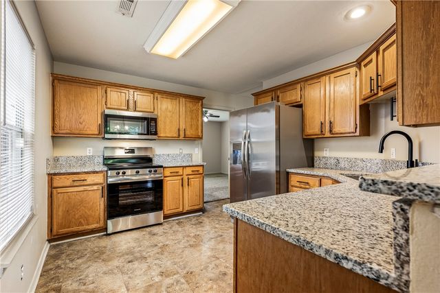 1103 Ryan Street, Bentonville, AR 72712
