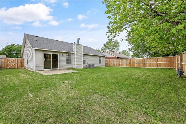 1103 Ryan Street, Bentonville, AR 72712