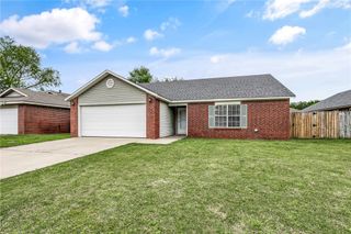 1103 Ryan Street, Bentonville, AR 72712